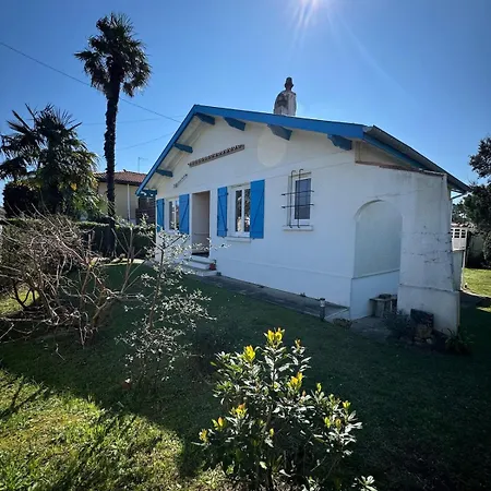 Dziunia Townhouse With Garden